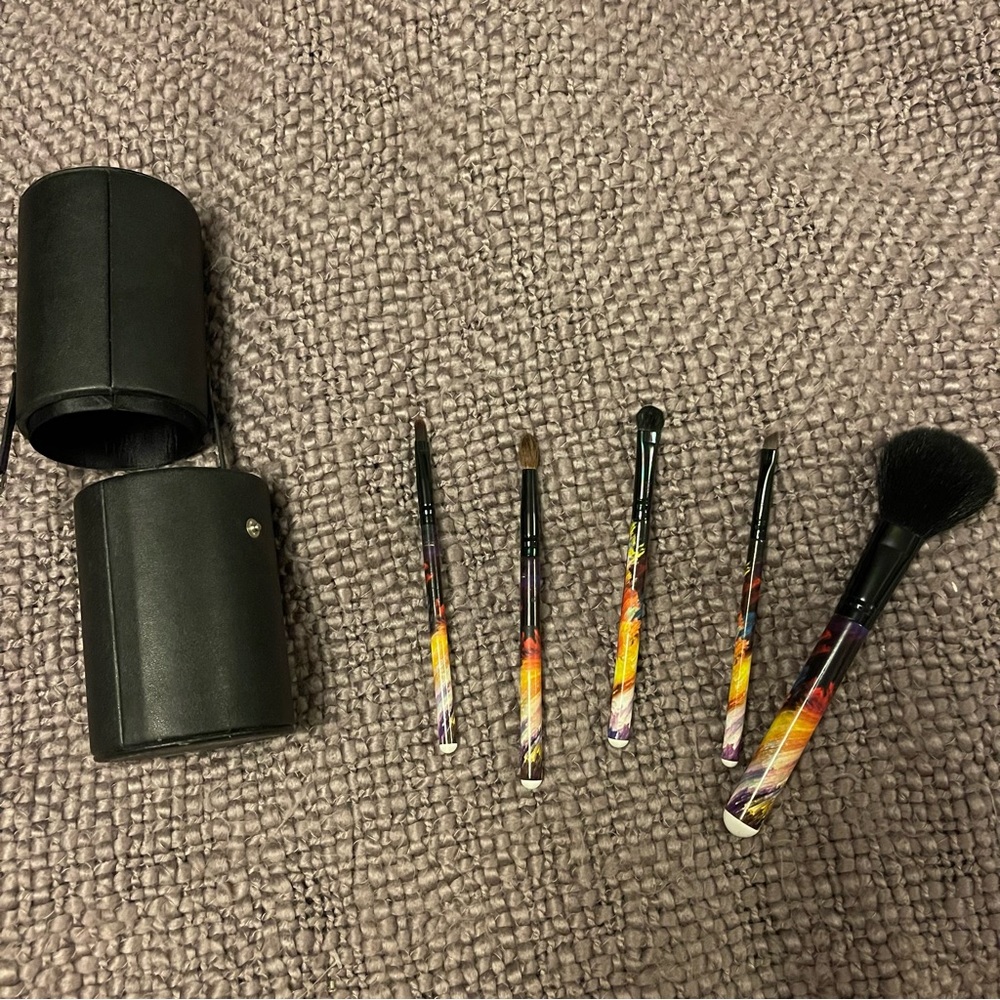 NEW Set if Makeup Brushes